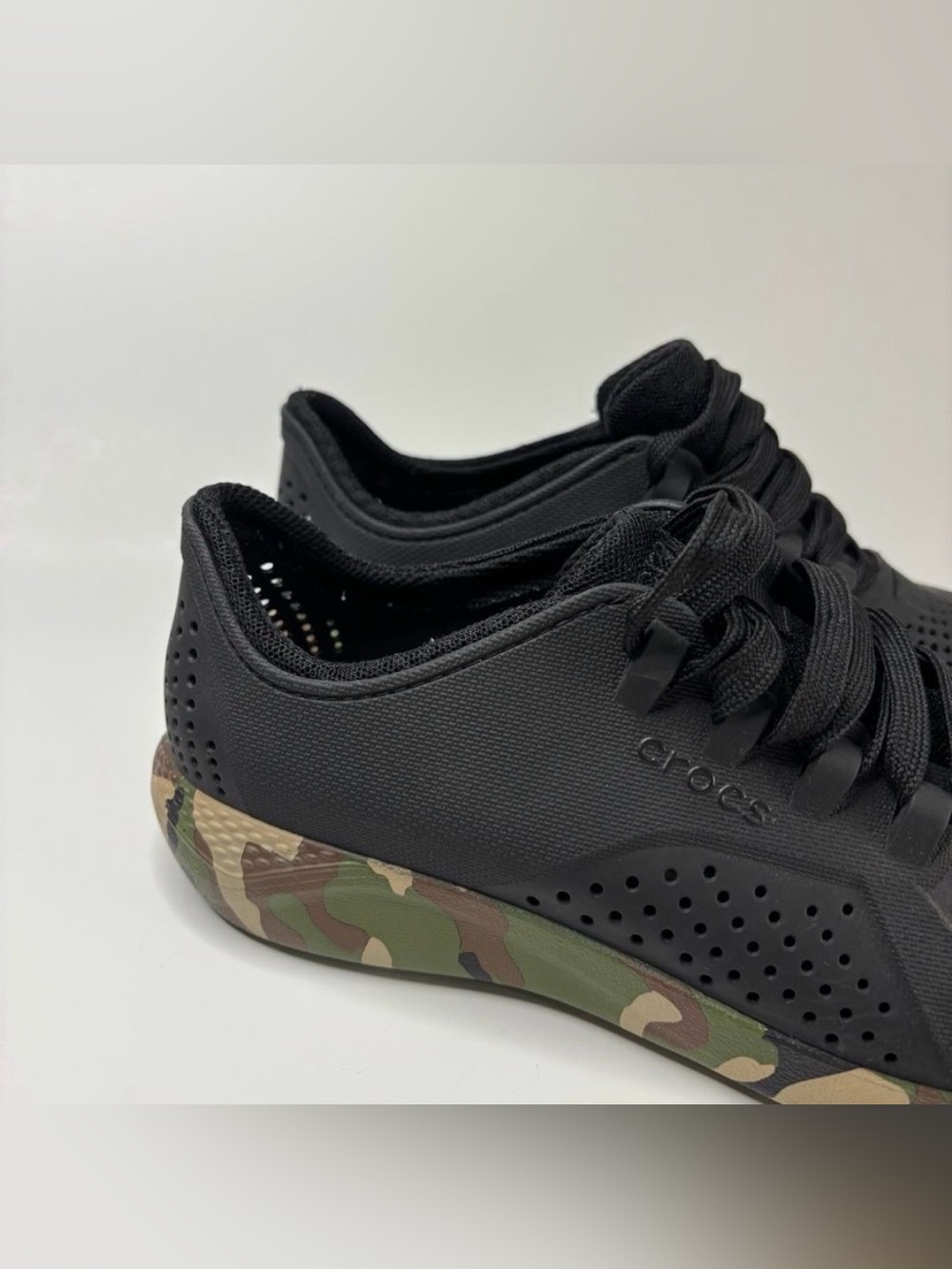 CROCS Literide by Crocs Camo/Black Pacer Shoes M8 W10 Perforated waterproof - Picture 8 of 10